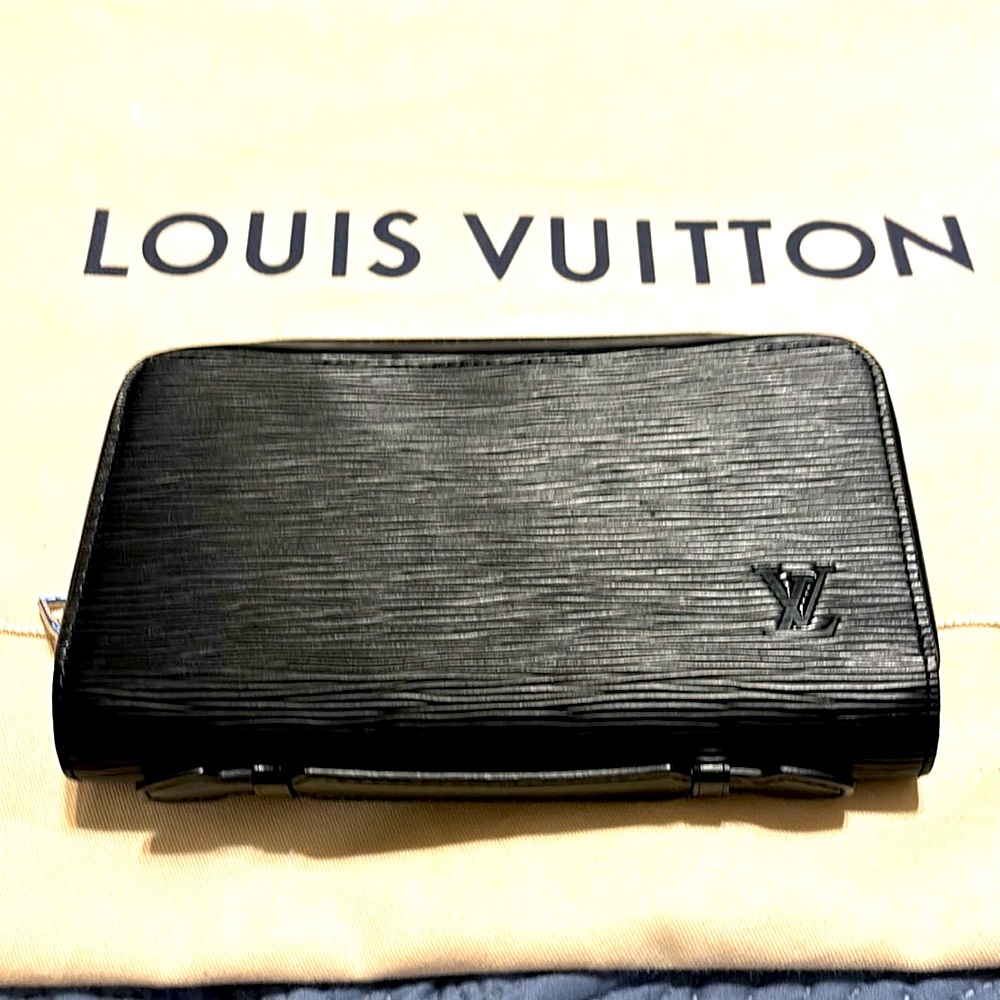 Louis Vuitton Zippy Round Long Wallet